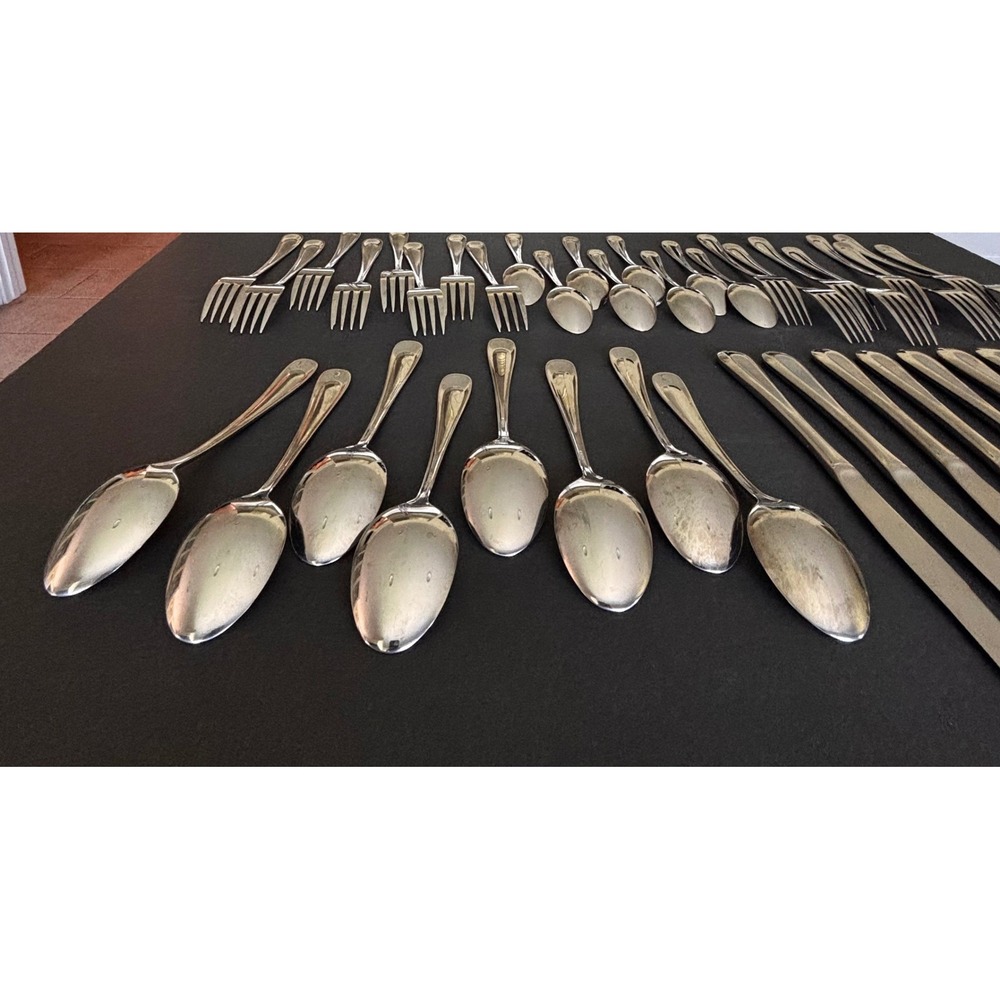 Oneida Stainless Flatware SATIN SAND DUNE 40 Pc Service for 8 Excellent - Picture 16 of 16